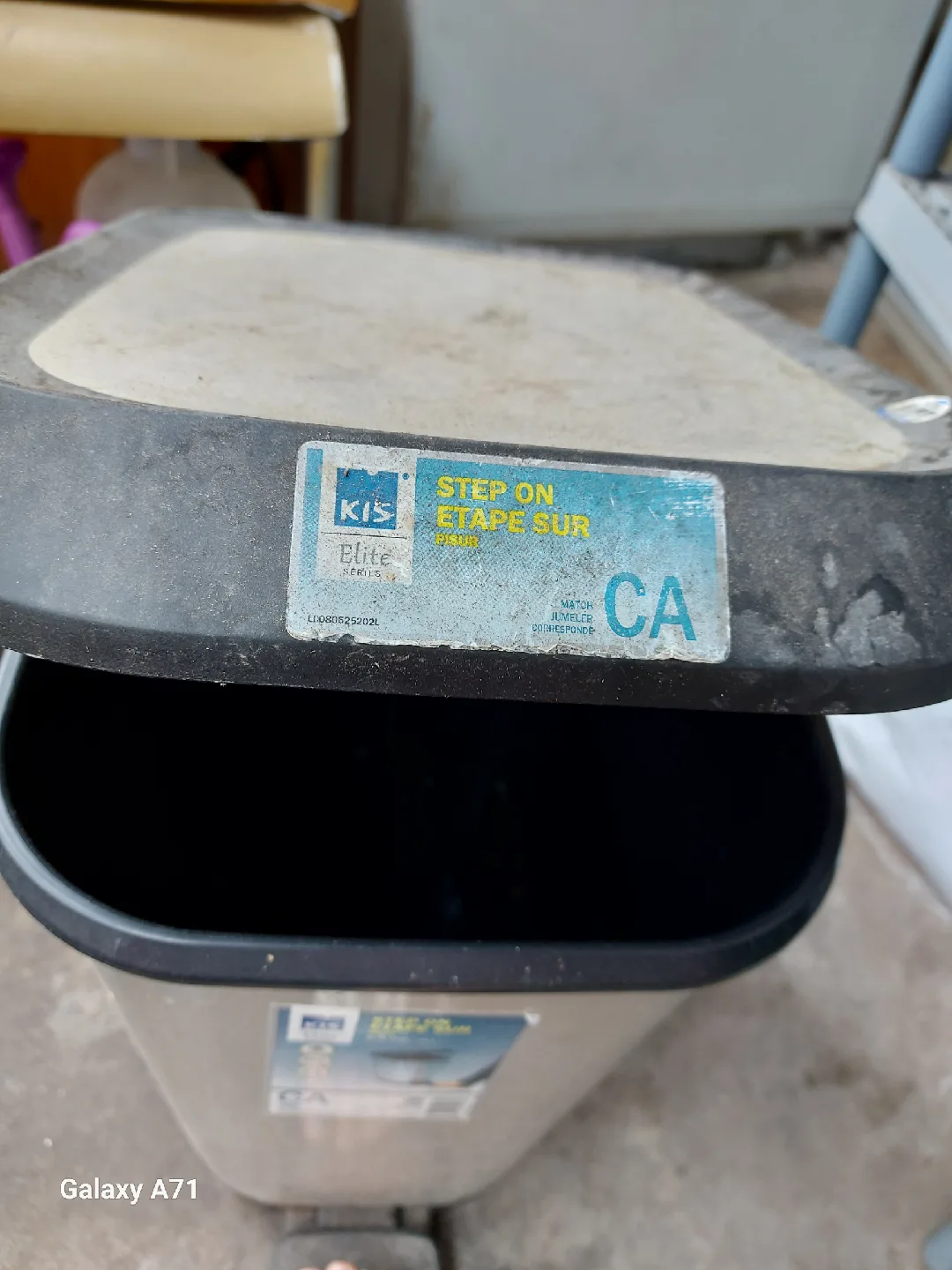 KIS Elite Step On CA Trash Can - 6.9 Gal / 26 L thumbnail