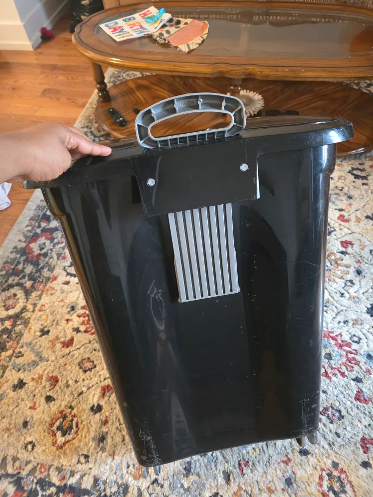 Black Laundry Basket with Lid and Wheels image indicator(3)