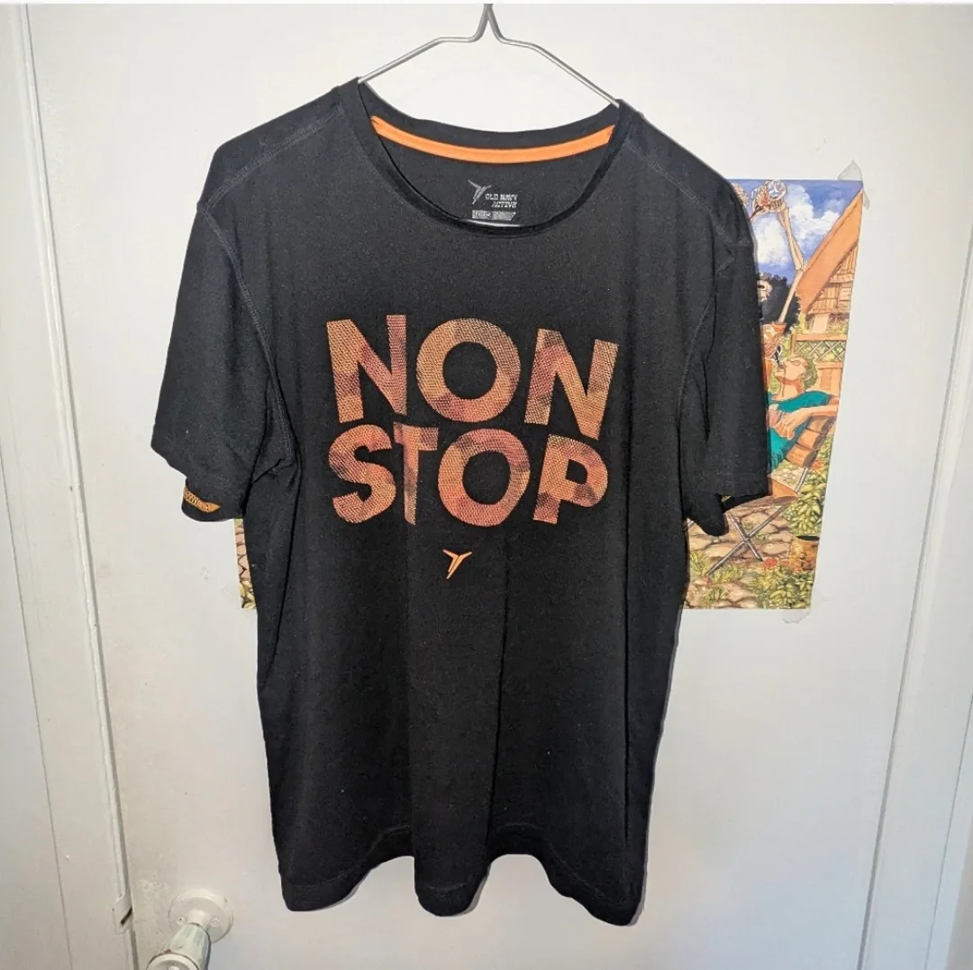 Old Navy Active Black T-Shirt thumbnail