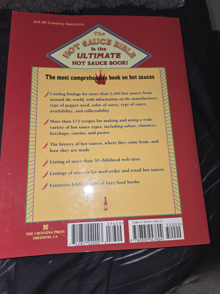 🥕  The Hot Sauce Bible by Dave DeWitt & Chuck Evans - photo 3