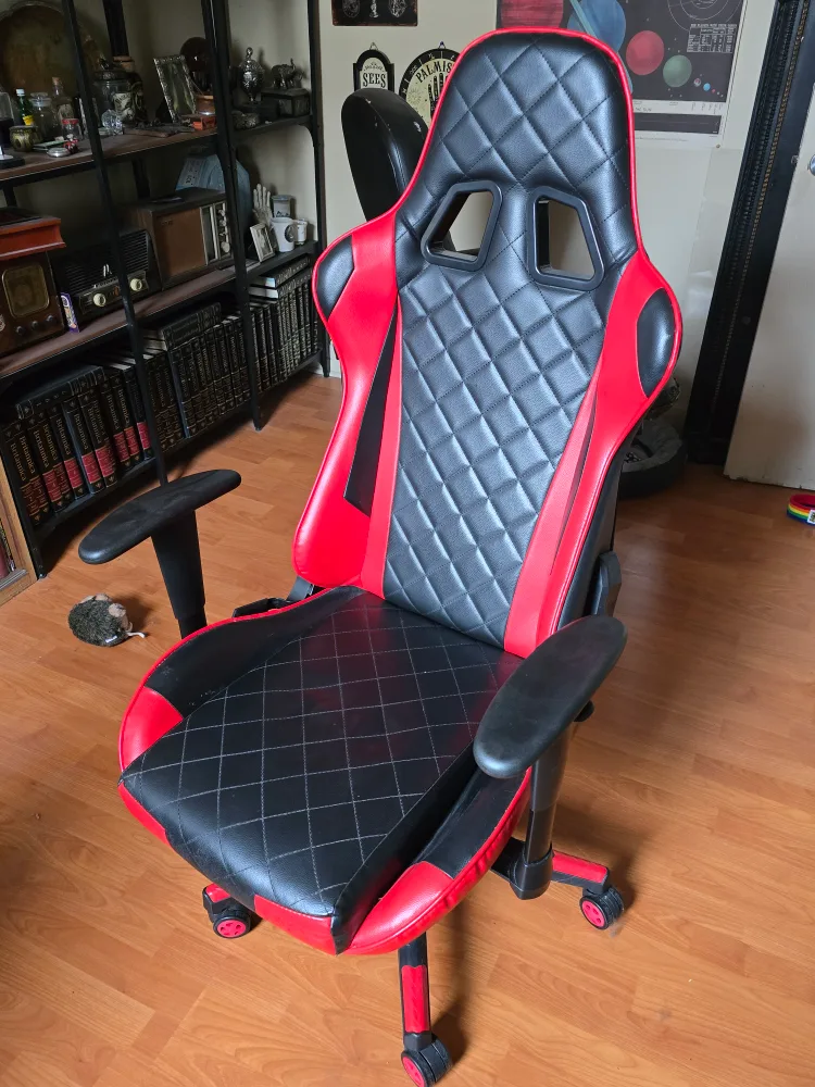 Red & Black Gaming Chair image indicator(5)