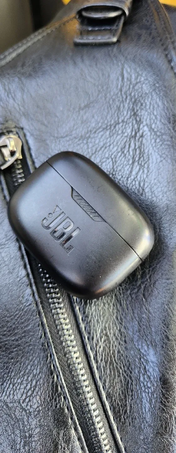 JBL Tune 130NC TWSWireless Earbuds - Black image indicator(2)