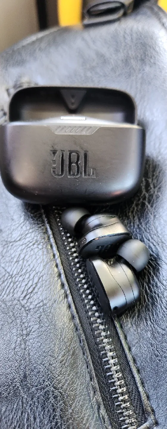 JBL Tune 130NC TWSWireless Earbuds - Black image indicator(4)