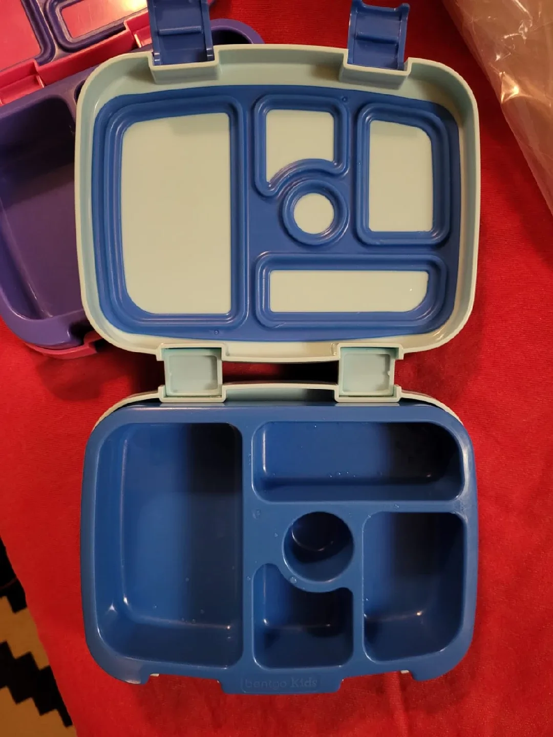 2 Bentgo Kids Lunch Box - Pink & Blue image indicator(3)