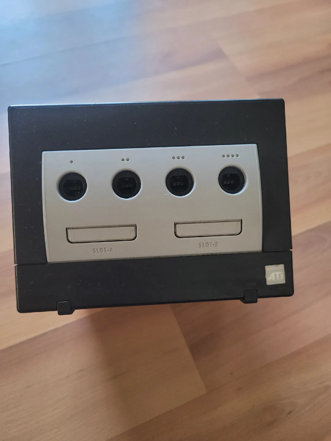 Nintendo GameCube Console - Black DOL- 001 image indicator(5)