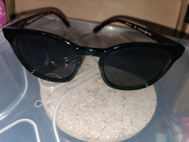 Sunglasses - Black Frame, Tortoise Detail - photo 5