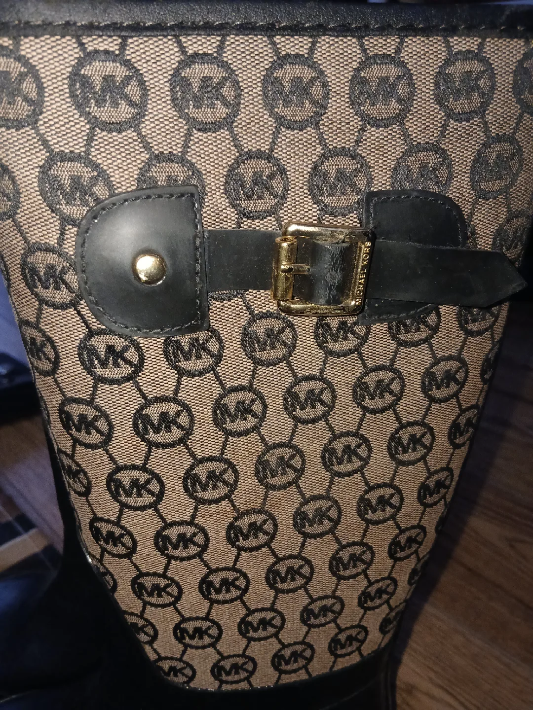 Michael Kors Brown Hobo Bag thumbnail