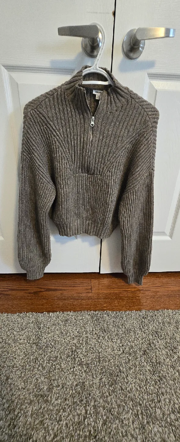 Garage cropped sweater thumbnail