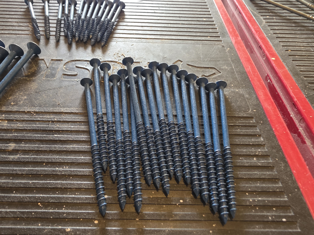 Screws - Assorted Size tapcon and decking screws - photo 3