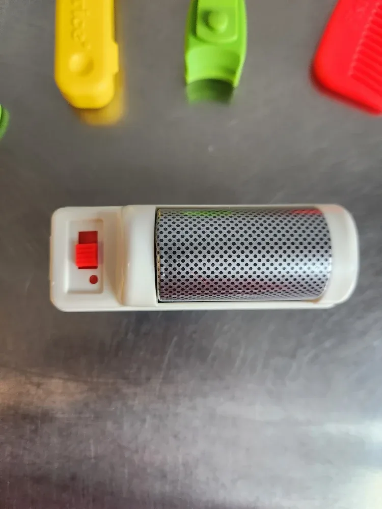 Fisher-Price Pretend Play Beauty Kit image indicator(3)