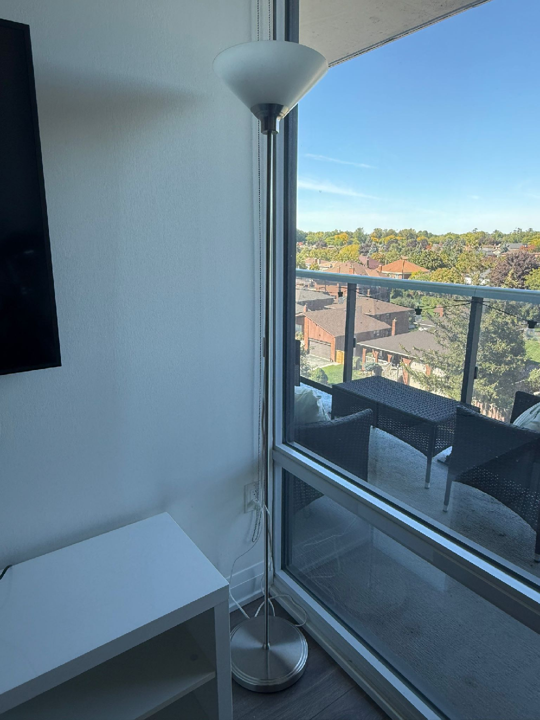 Floor lamp and glass side table - photo 3