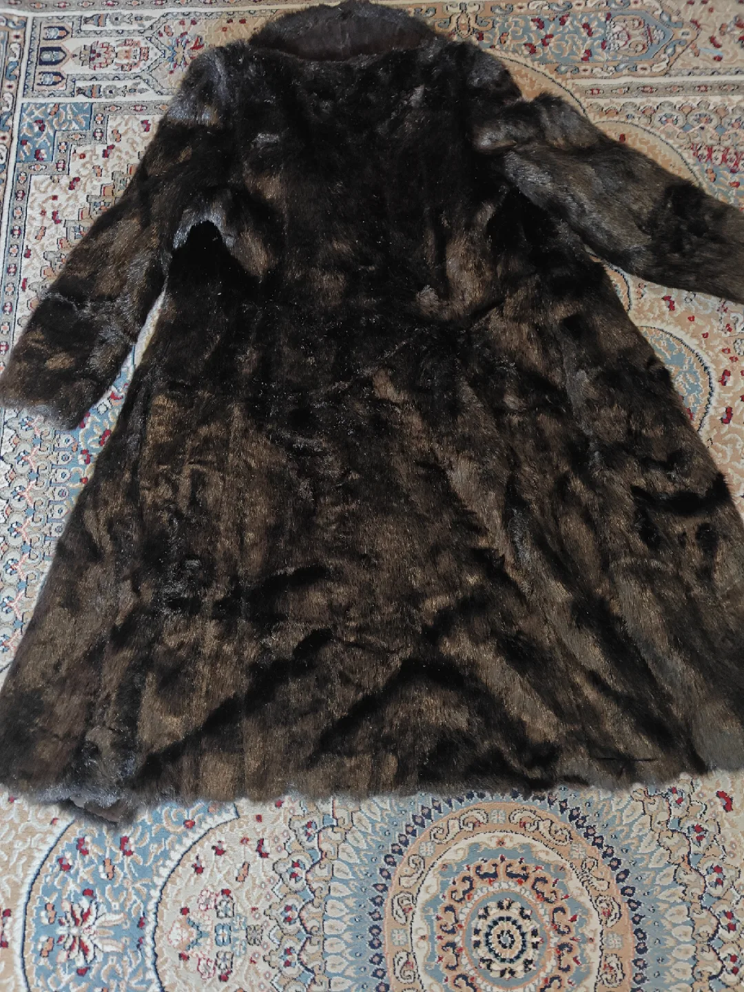 Black Faux Fur Long Coat image indicator(5)