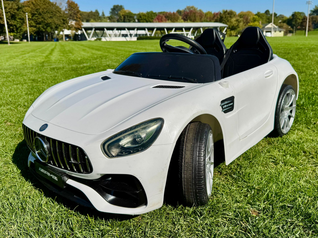 Mercedes-Benz AMG GT Kids Ride On Car - White