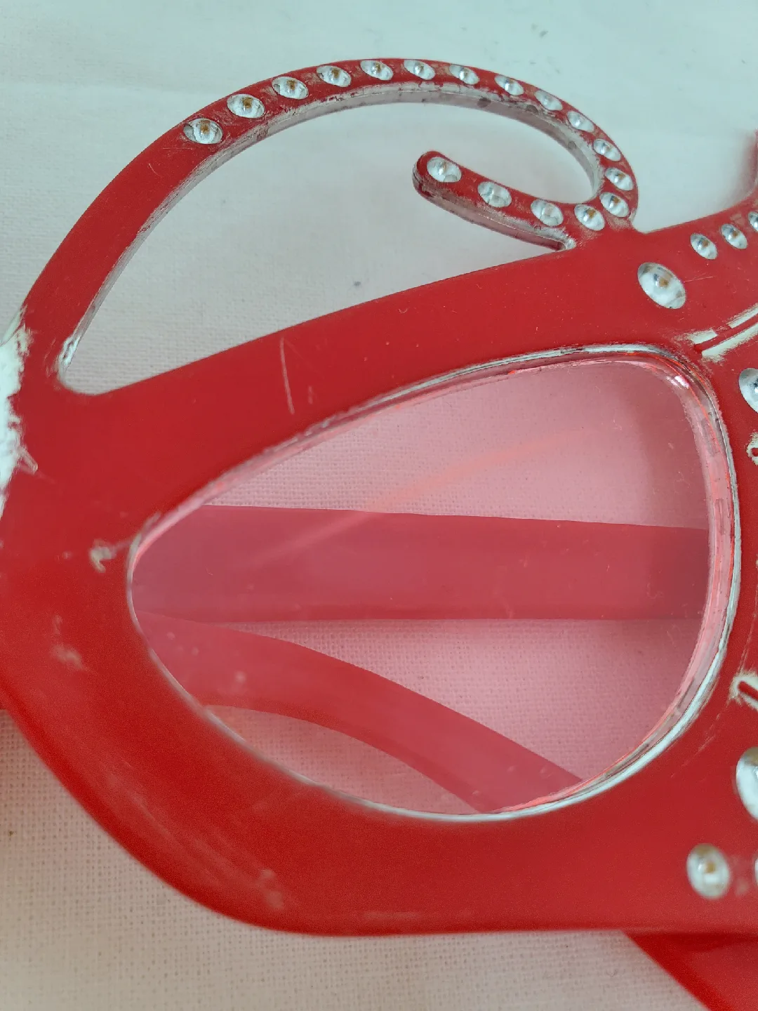 Free Red Butterfly Wing Sunglasses image indicator(7)