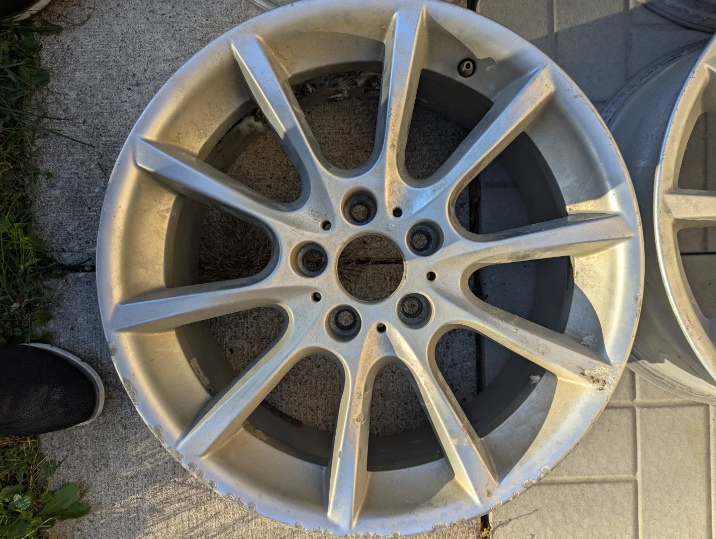 OEM BMW Rims 18x8” image indicator(3)