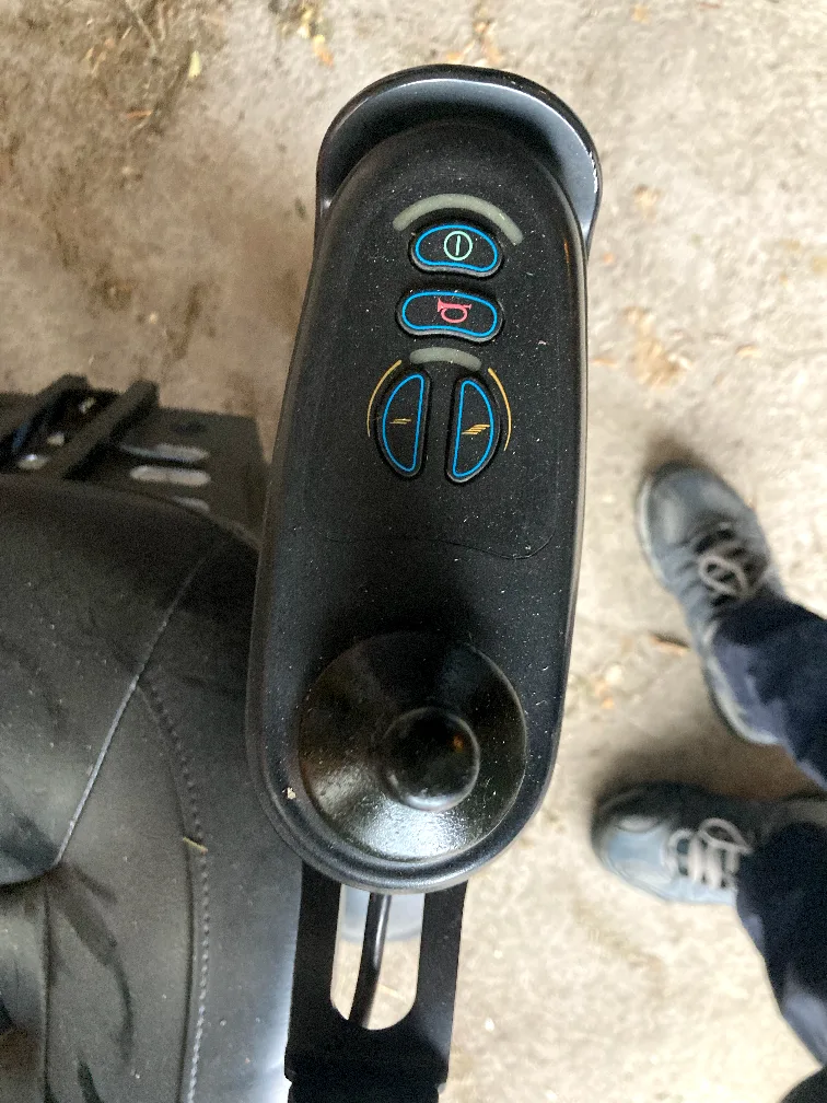 Electric wheelchair image indicator(2)