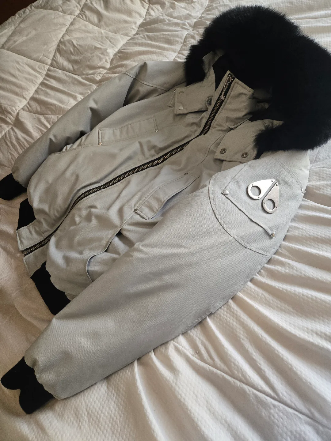 Moose Knuckles Bomber Jacket, Silver image indicator(3)