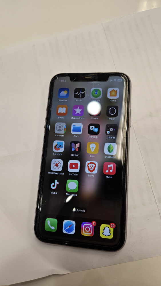 iPhone 11 Purple - 64GB - photo 2