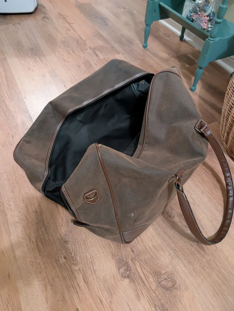 Brown Duffle Bag image indicator(2)