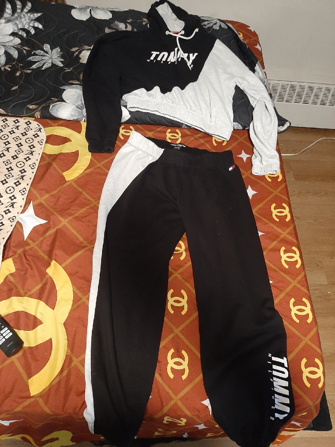 Tommy Hilfiger Sport Set - Size Small