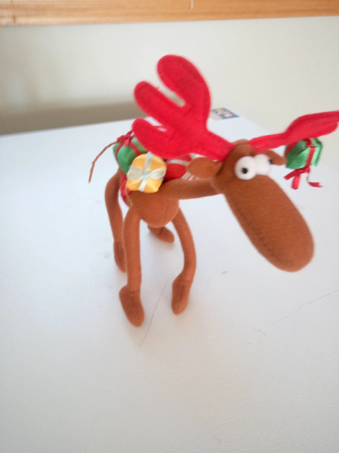 🥕Bendable Reindeer Plush Toy with Gifts
