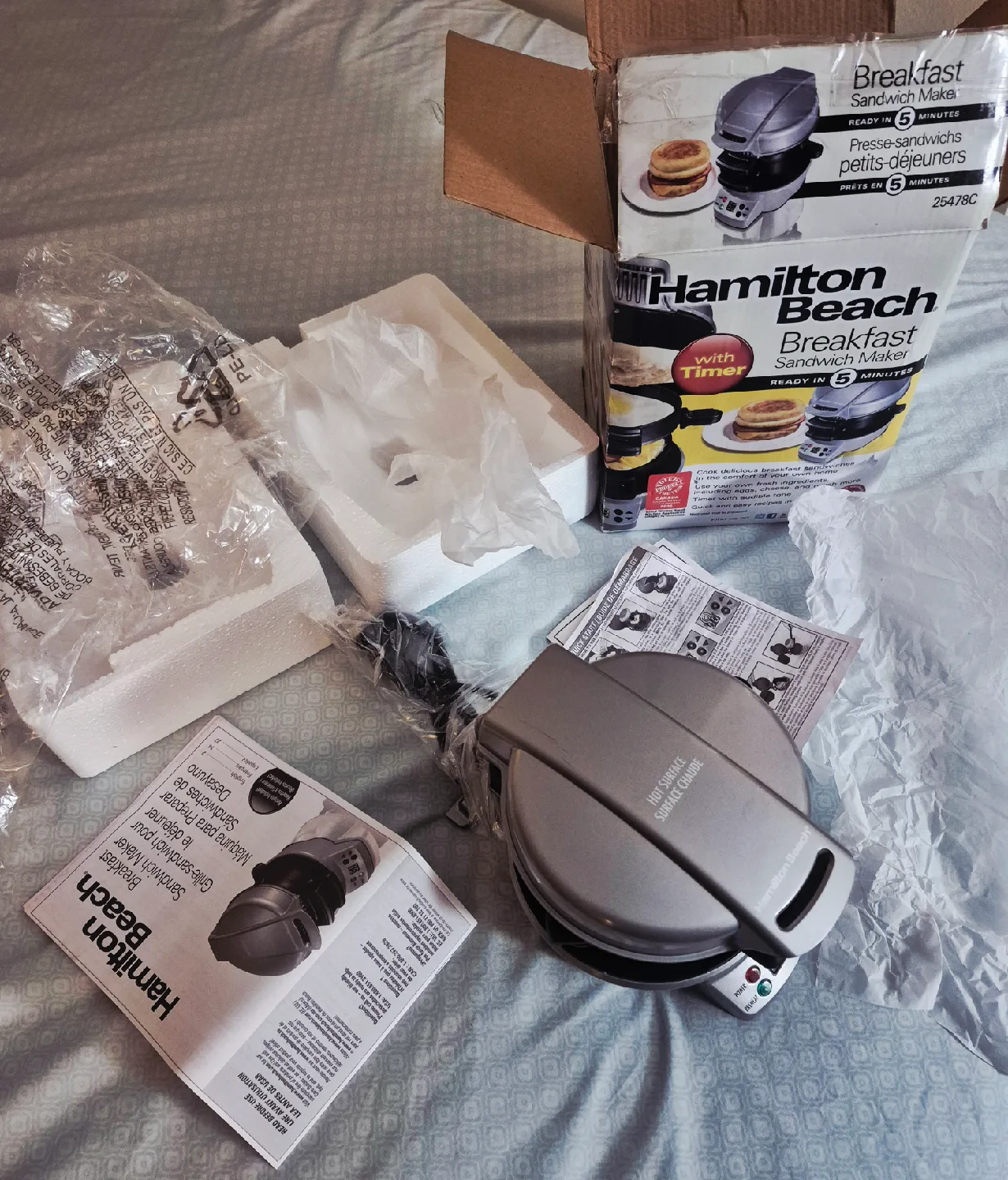 Hamilton Beach Breakfast Sandwich Maker w/ Timer  $10 image indicator(4)