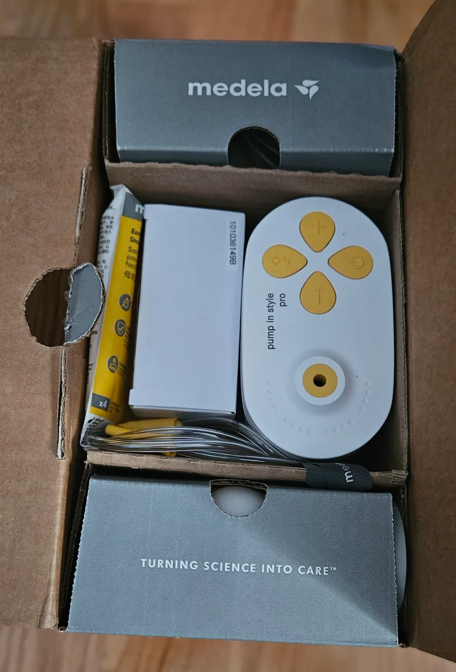Medela Pump In Style Pro Breast Pump thumbnail