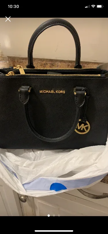 Michael Kors Black Leather Handbag image indicator(3)