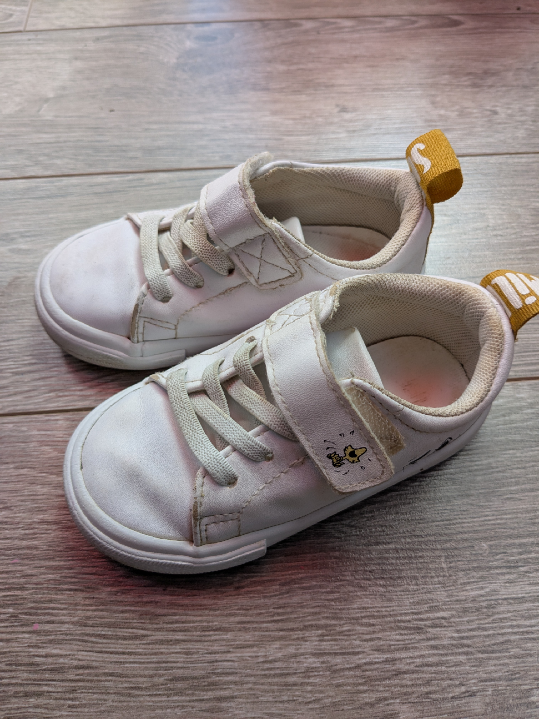 Toddler Shoes $４ each or $1２ for pairs of shoes - photo 4