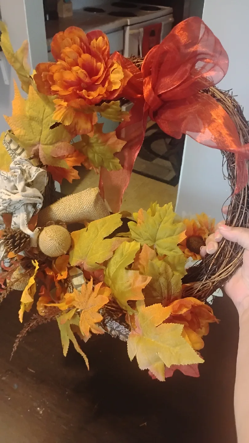 Fall Wreath & Sunflower Arrangement🥕 image indicator(2)
