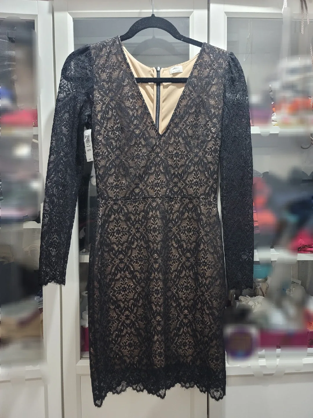 Wilfred Rowland Black Lace Dress - Size 2 image indicator(2)