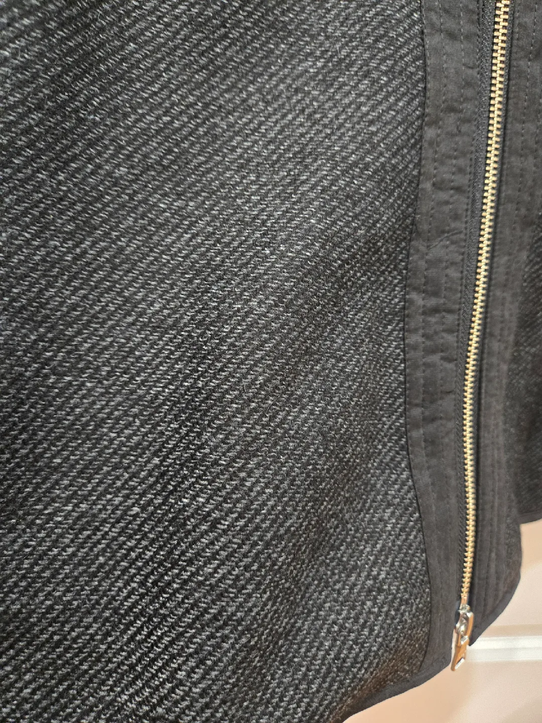 Brand New Nuage Wool Blend Cape with Faux Fur Trim - Size L/G image indicator(9)