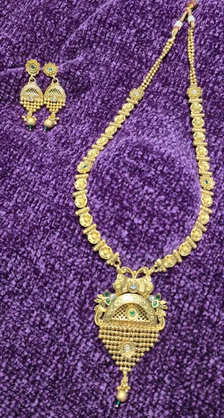 ✨ Traditional Elegance That Steals Every Glance ✨ image indicator(3)