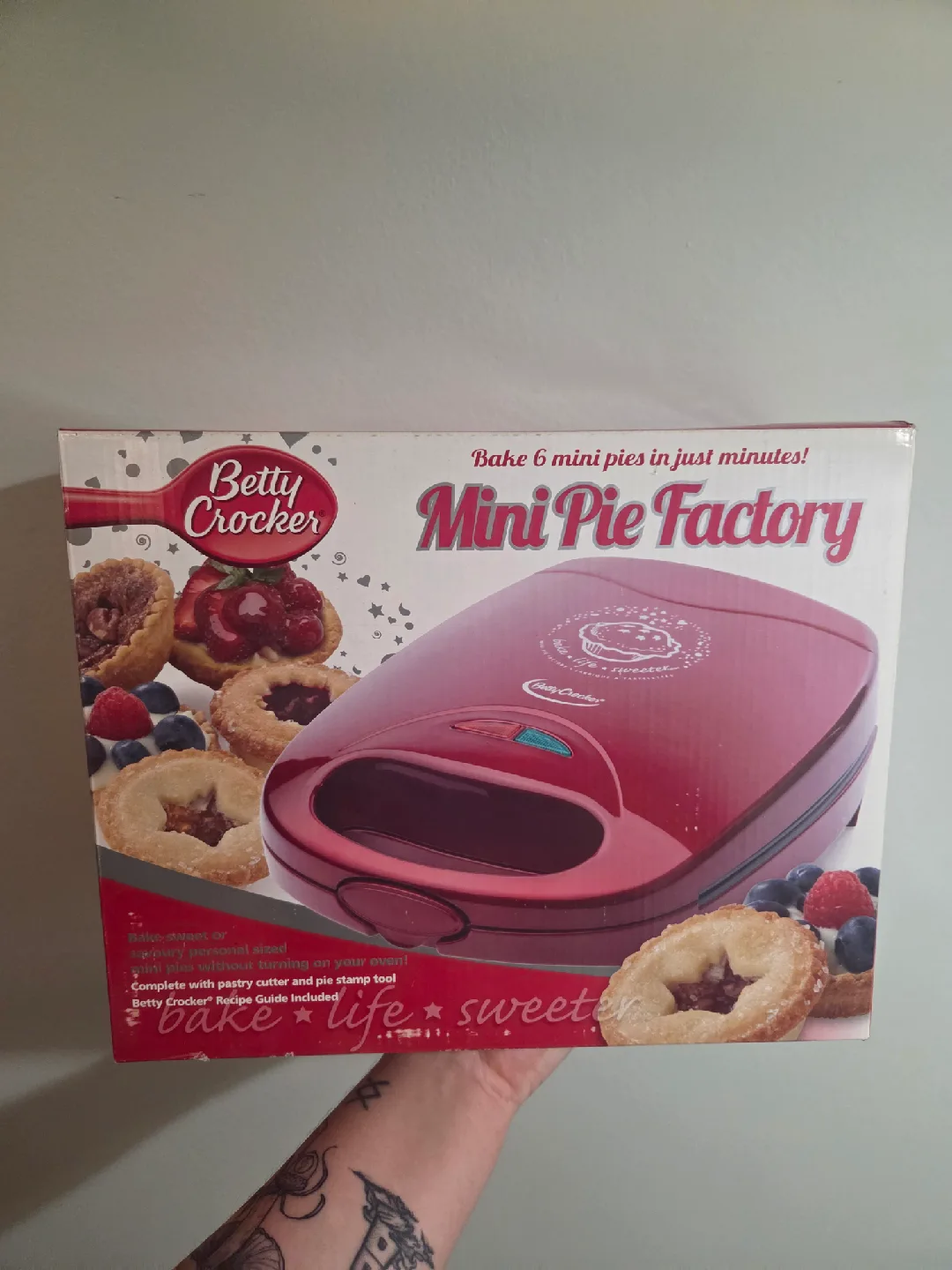 Betty Crocker Mini Pie Factory