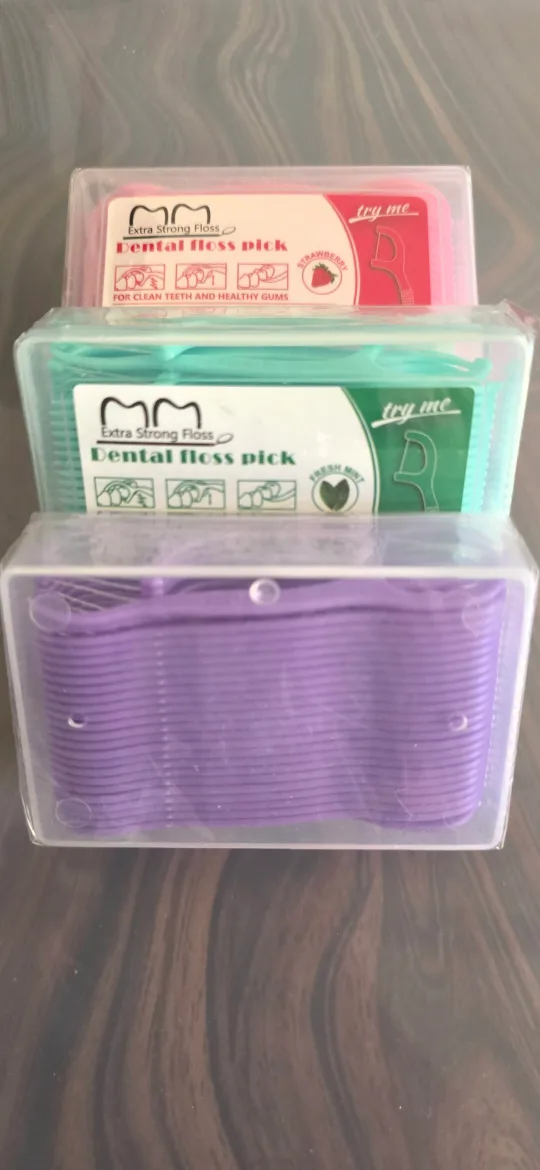 Extra Strong Floss Dental Picks thumbnail