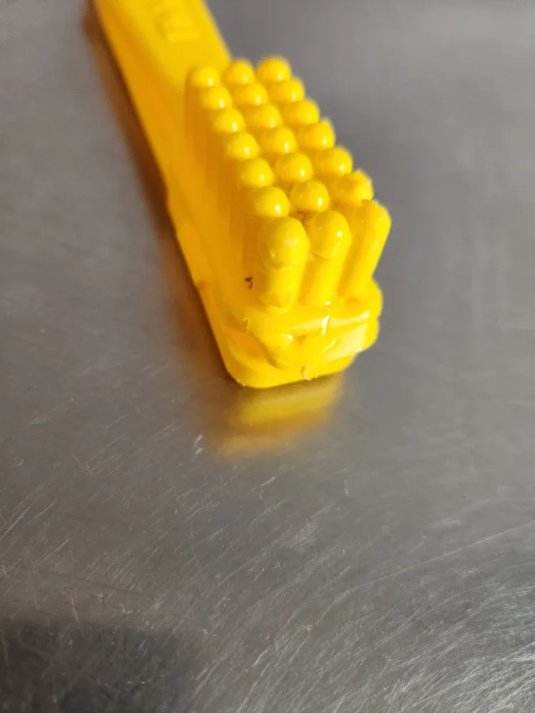 Fisher-Price Pretend Play Beauty Kit image indicator(6)