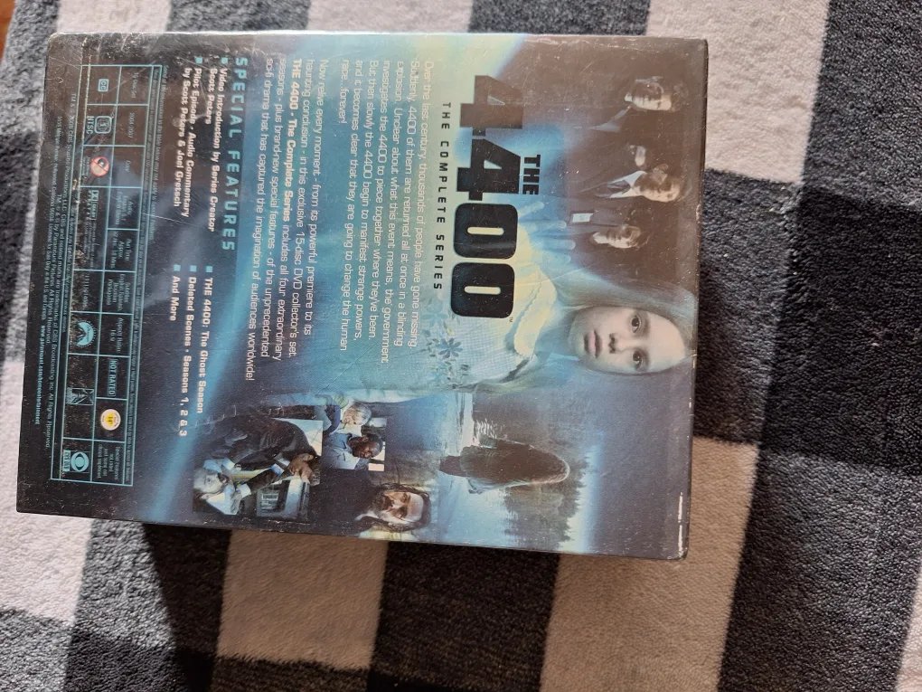 DVD Movie Collection: Star Wars, Planet of the Apes, 4400 image indicator(6)