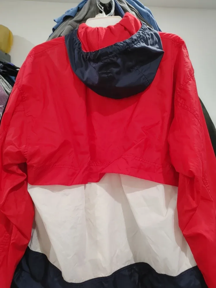 🧡FILA LIGHTWEIGHT JACKET MENS SIZE MED-LARGE image indicator(3)