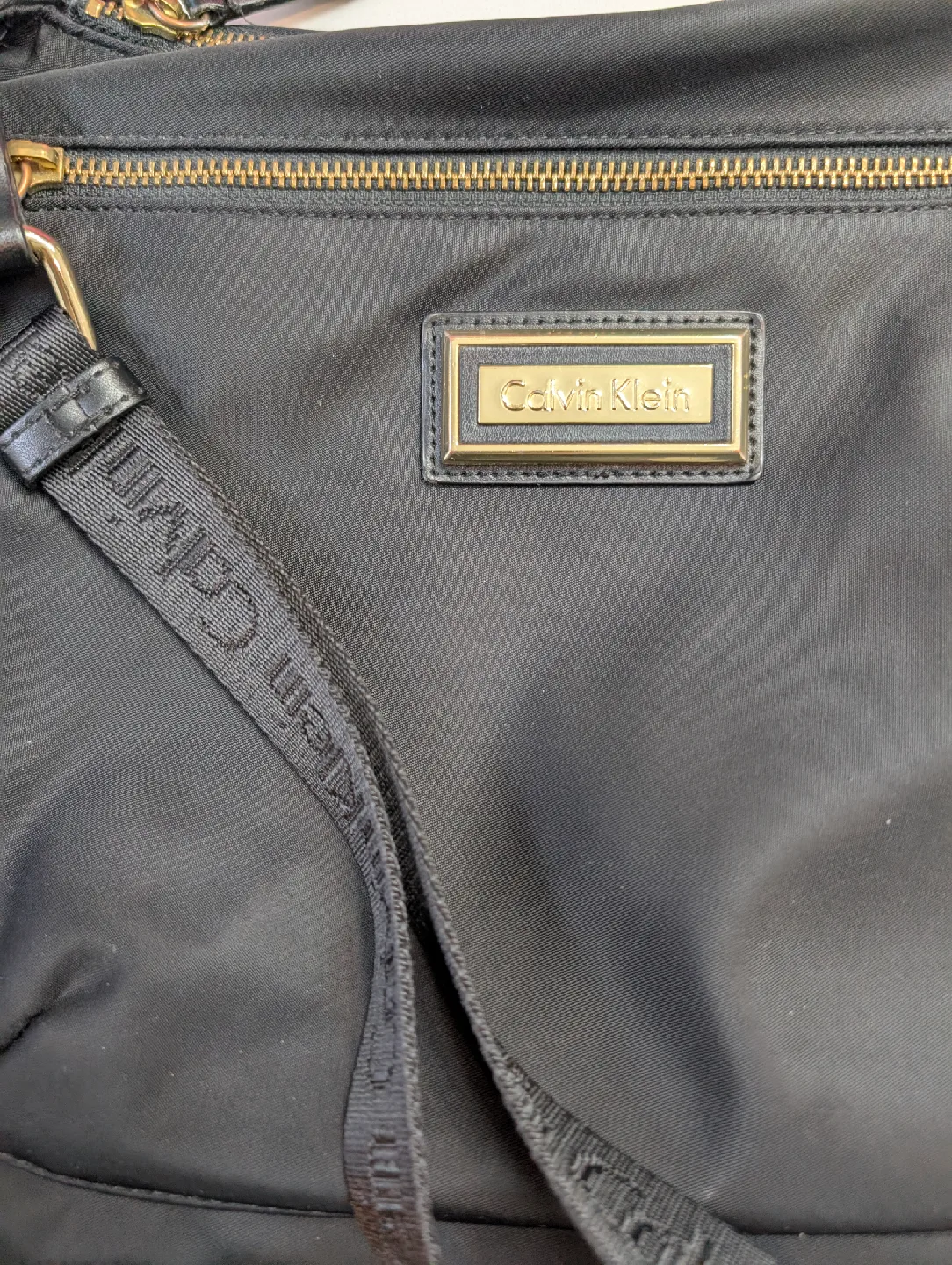 Calvin Klein Black Crossbody Bag image indicator(7)