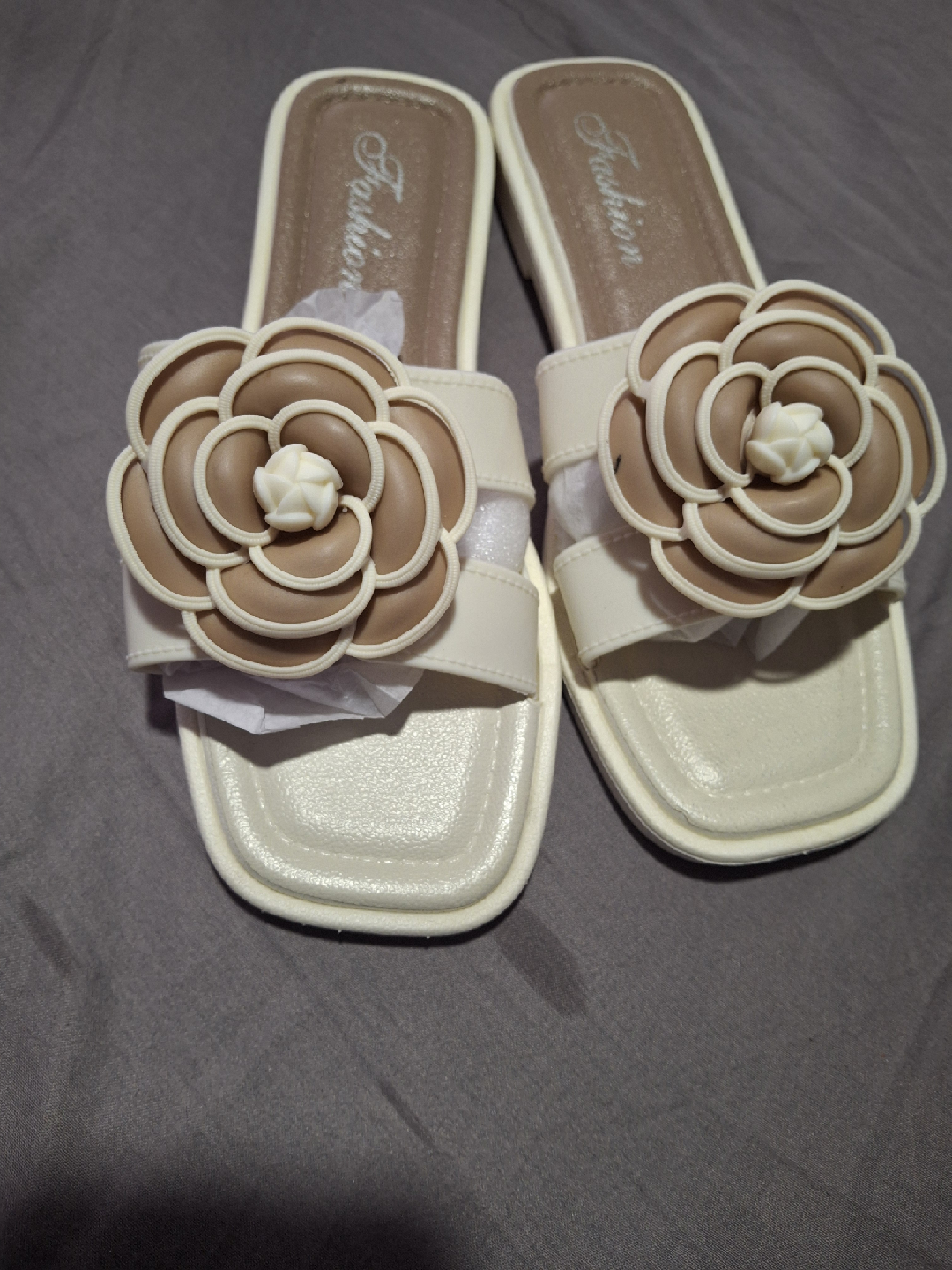 Fashion Flower Slides - Size 40-41 🥕 - photo 4