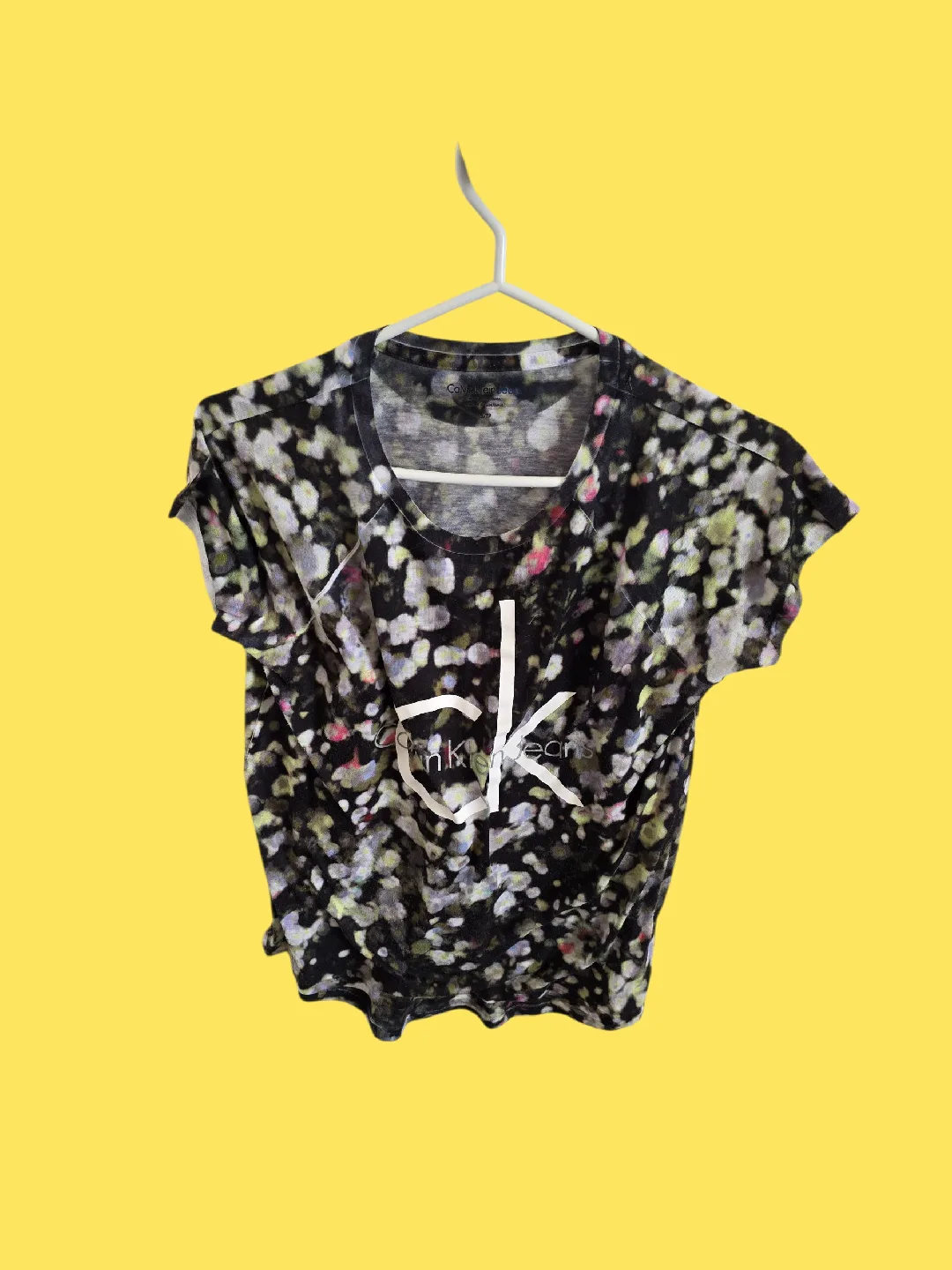 Calvin Klein Jeans Floral Print T-Shirt - Size XS thumbnail