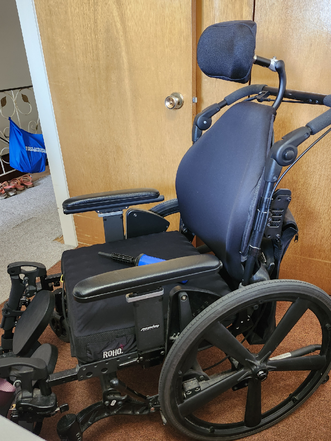 Wheelchair Fully Adjustable, Roho Cushion - photo 3