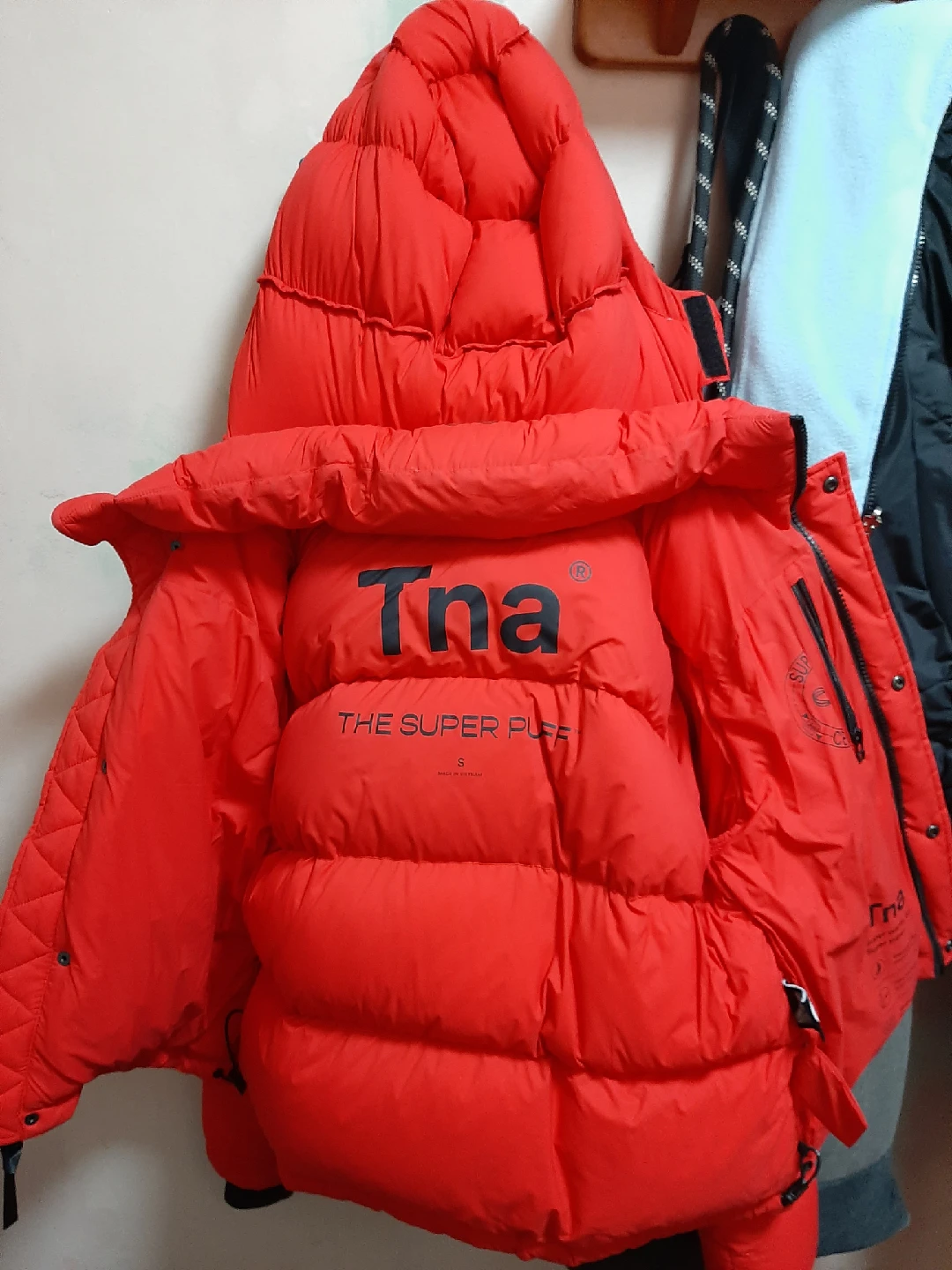 Tna The Super Puff Down Jacket - Red - Size S