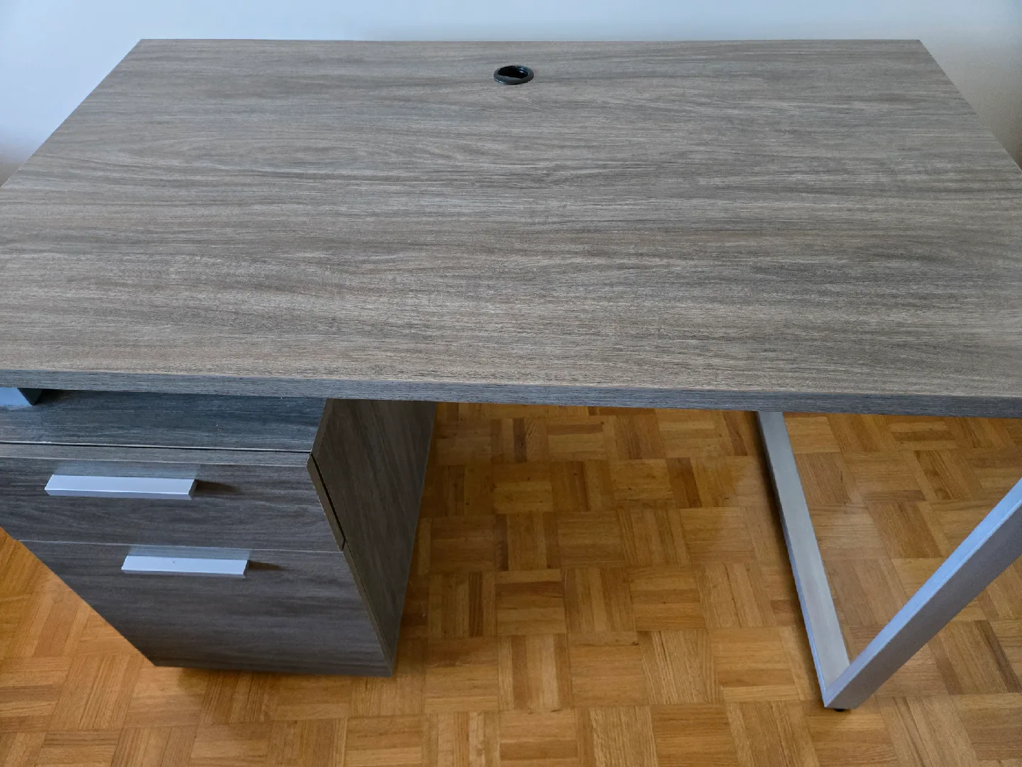 Brand new assembled Grey Woodgrain Desk with Drawers image indicator(2)