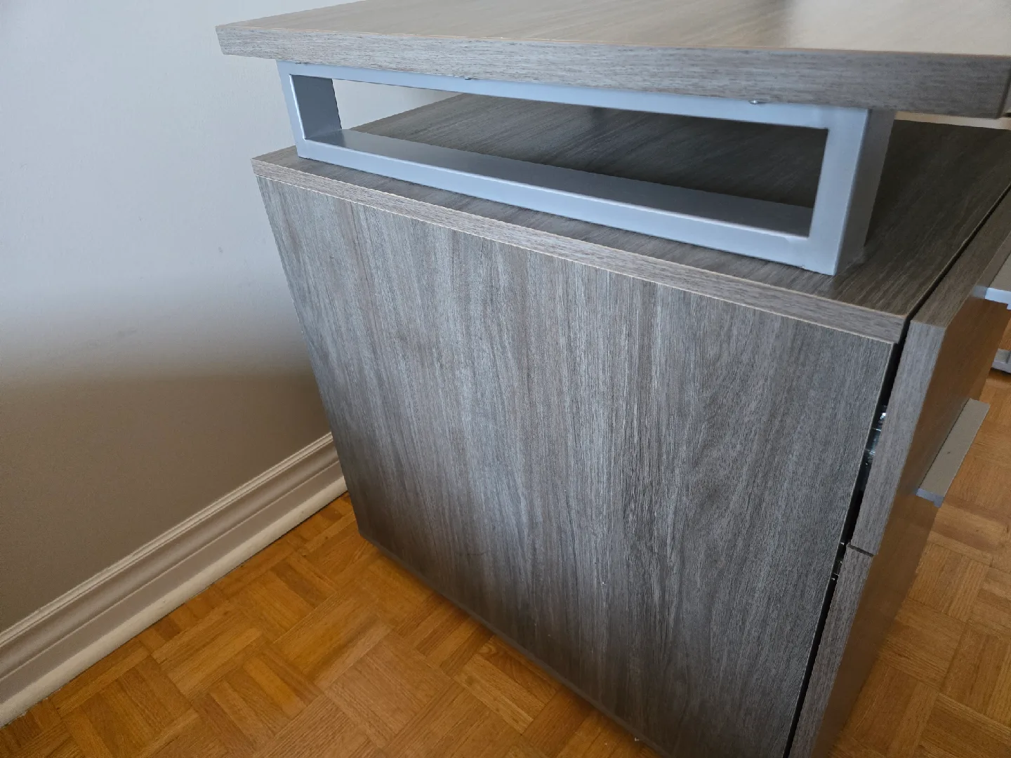 Brand new assembled Grey Woodgrain Desk with Drawers image indicator(3)