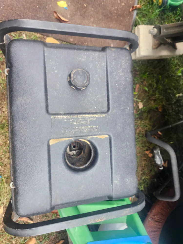 Coleman Powermate 5000 Portable Generator image indicator(2)