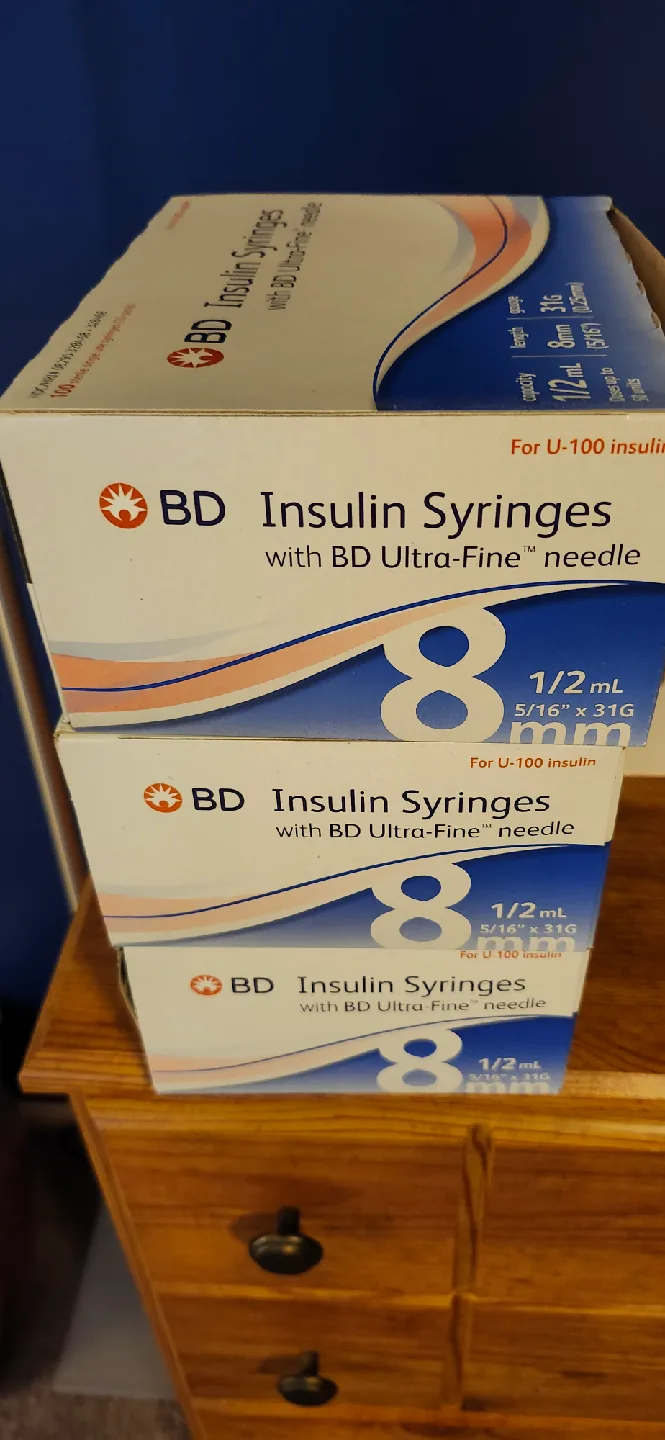 BD Insulin Syringes 1/2 mL, 31G image indicator(2)