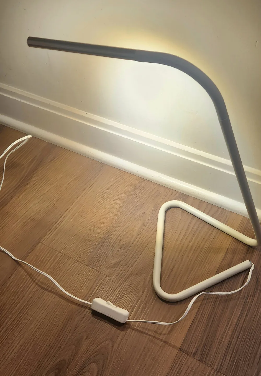 White LED Desk Lamp image indicator(3)