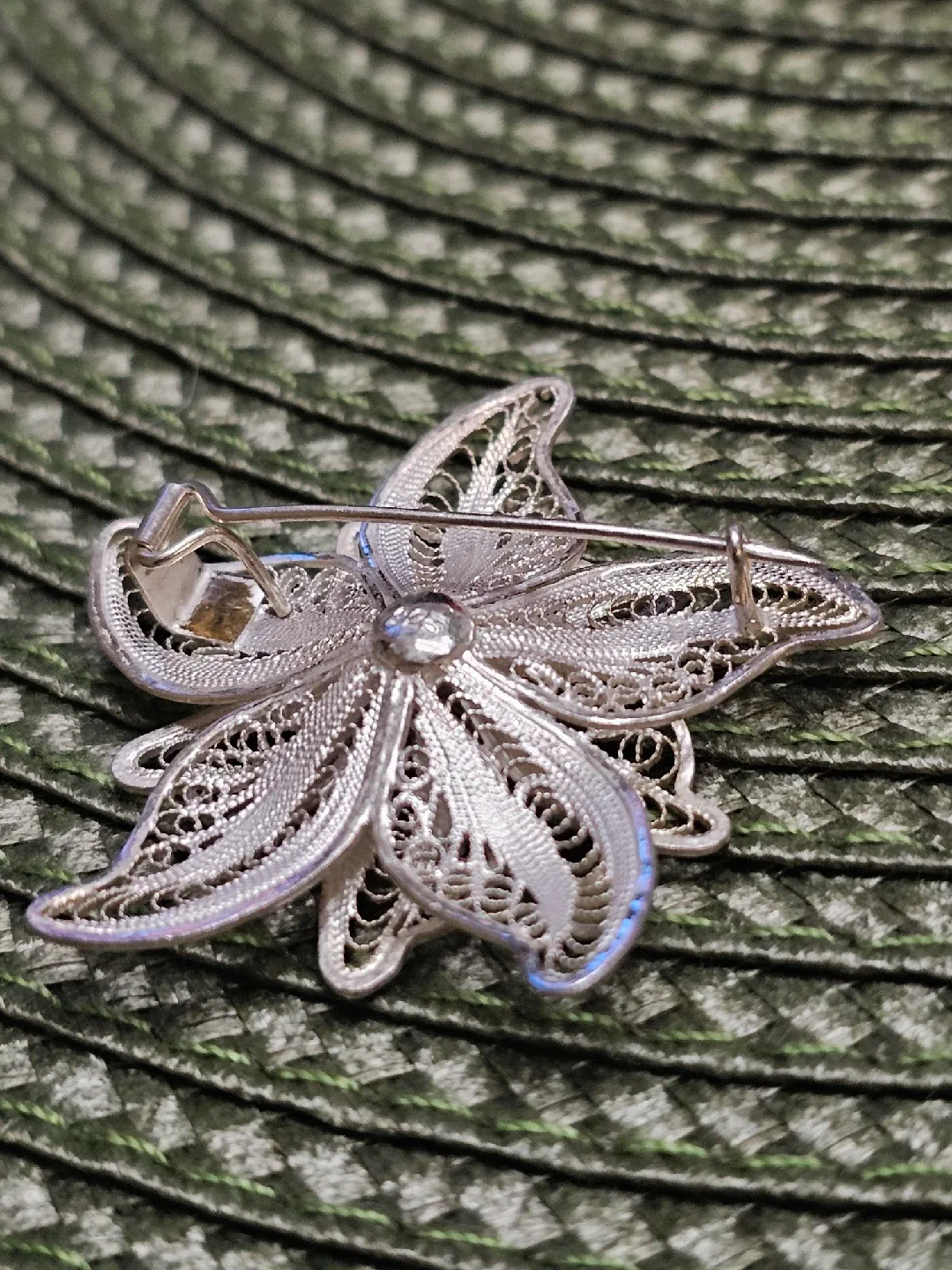 925 Sterling Silver Flower Brooch image indicator(4)