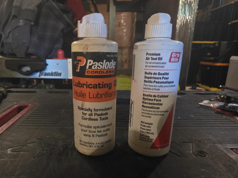 Paslode Cordless Lubricating Oil & Grip Rite Air Tool Oil